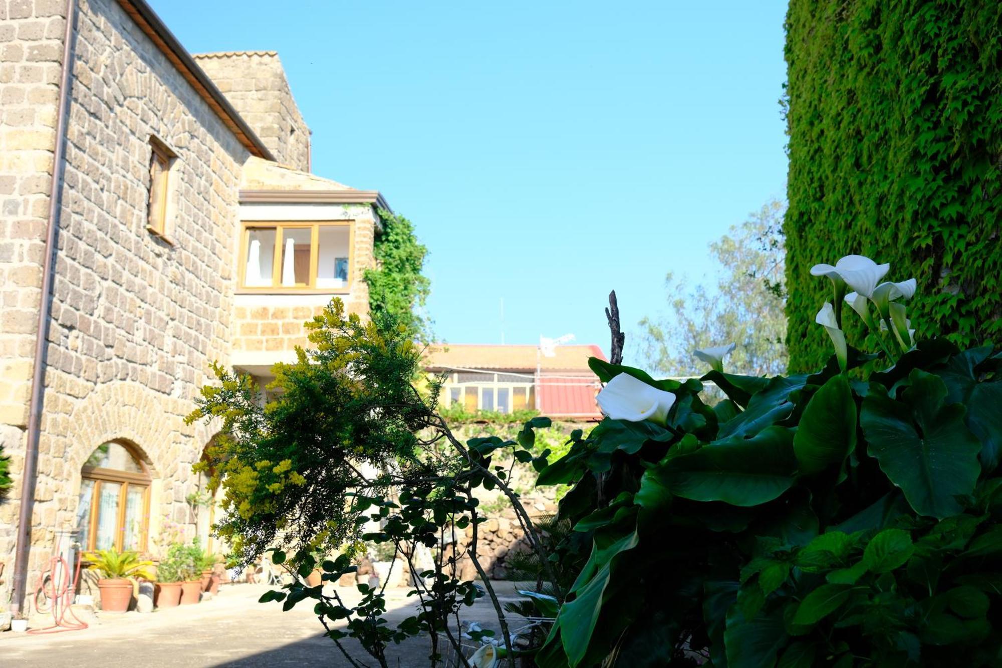 Conte Spencer Bed & Breakfast Caserta Vecchia Exterior photo