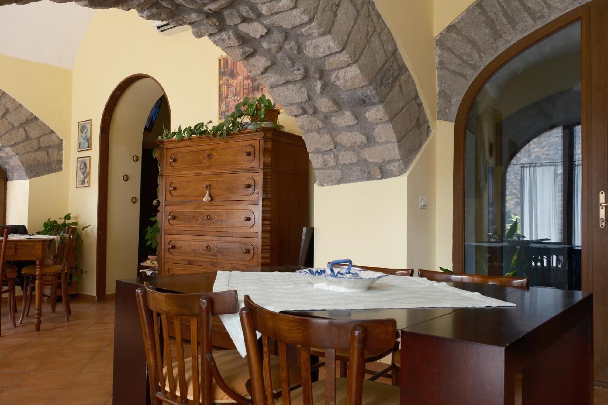 Conte Spencer Bed & Breakfast Caserta Vecchia Exterior photo