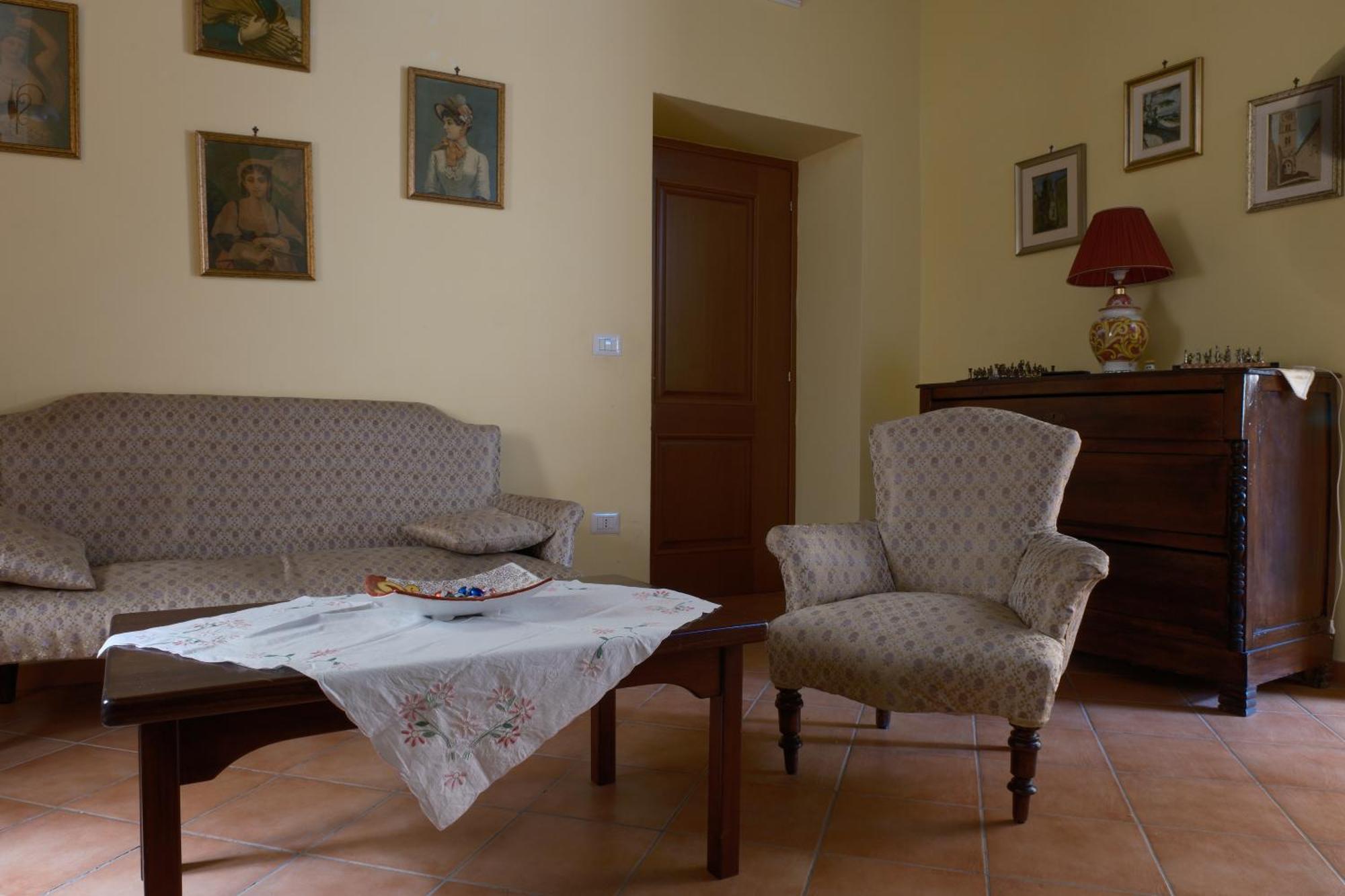 Conte Spencer Bed & Breakfast Caserta Vecchia Exterior photo