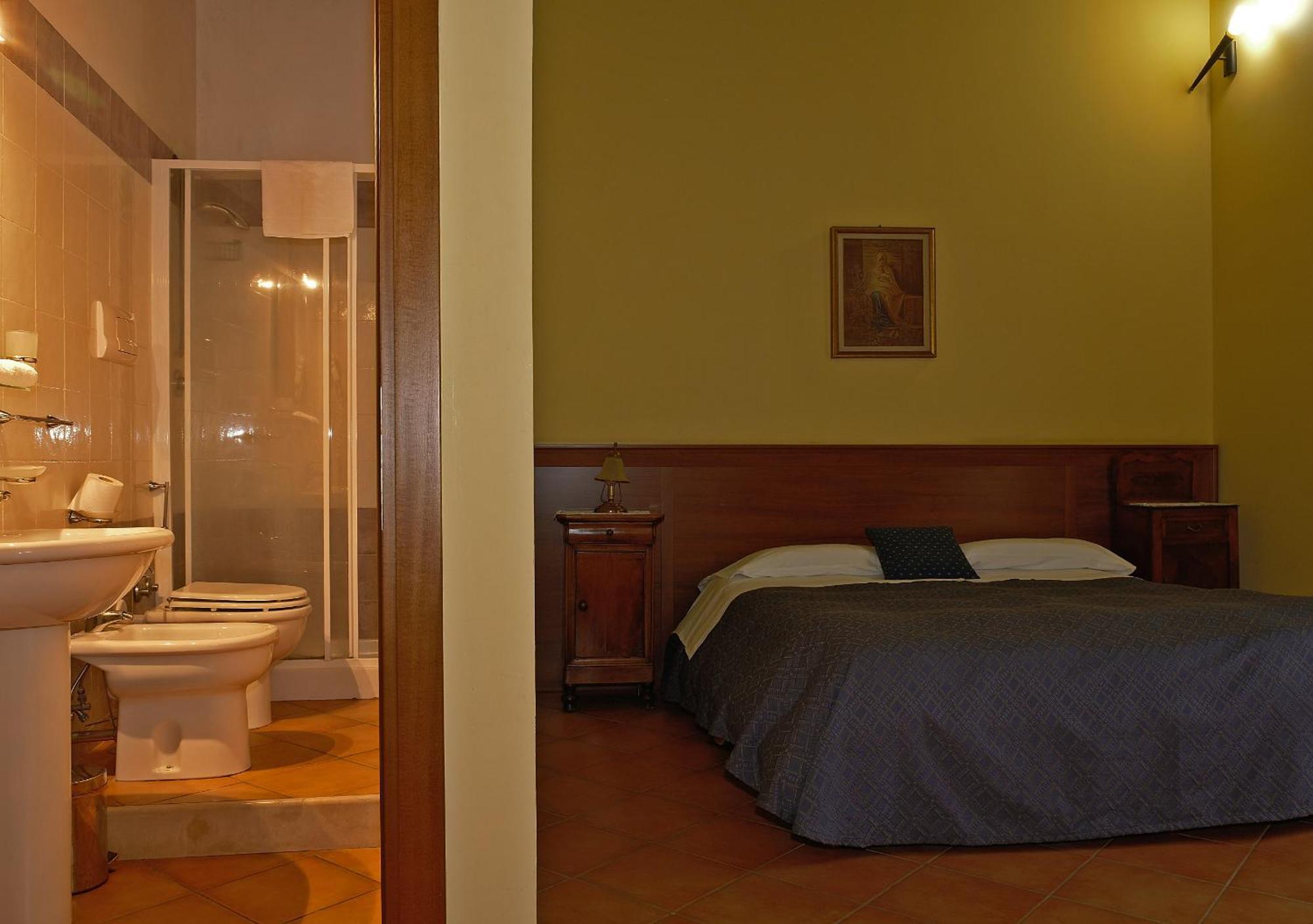 Conte Spencer Bed & Breakfast Caserta Vecchia Exterior photo