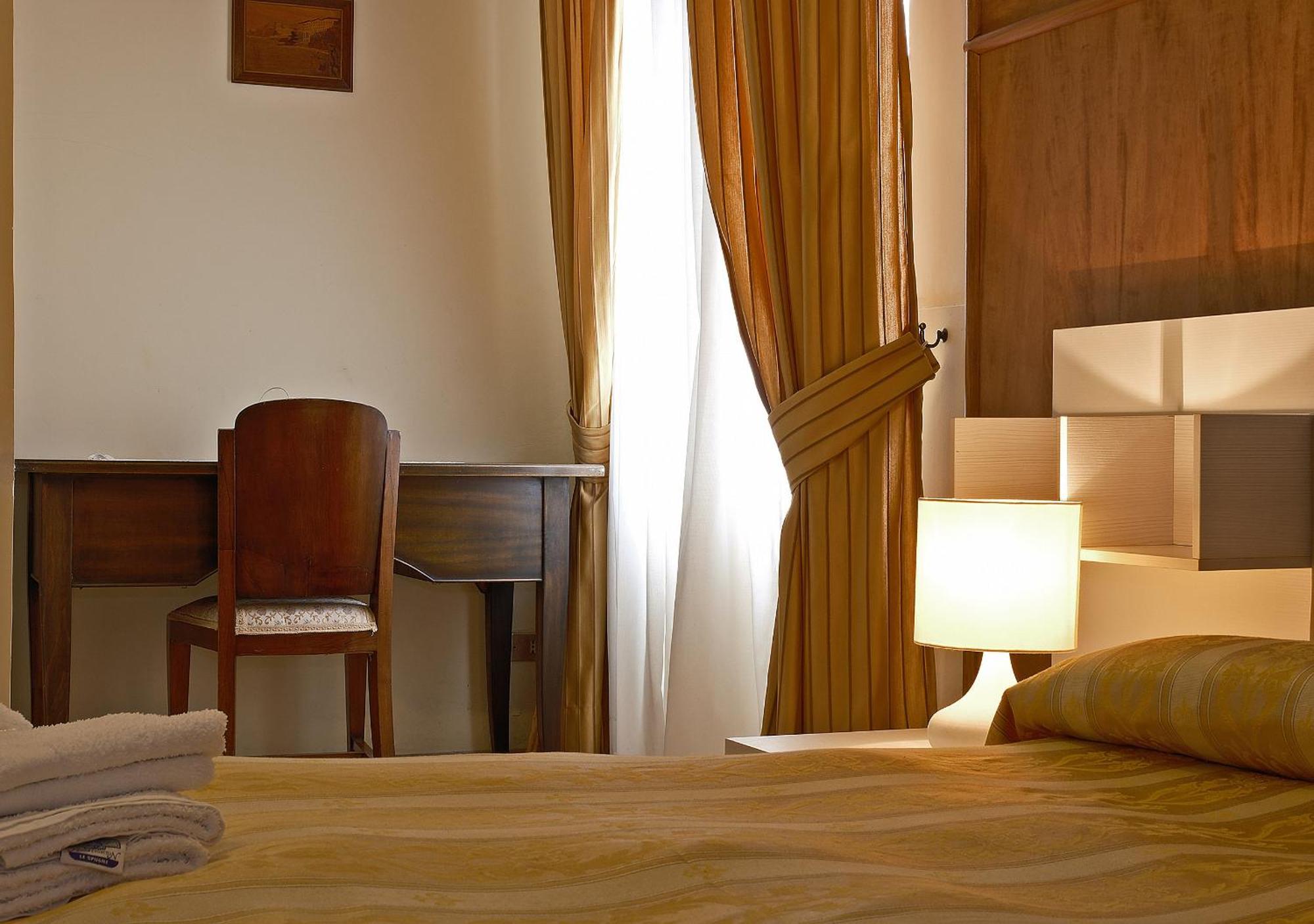 Conte Spencer Bed & Breakfast Caserta Vecchia Exterior photo